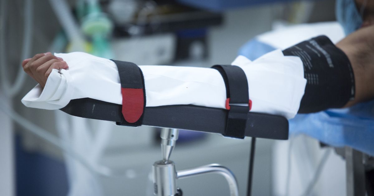 أفضل 70+ اسمًا لعيادات العظام – دليل شامل لاختيار الاسم المثالي